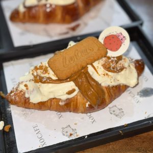 Biscoff Crossiant