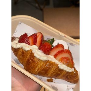 Strawberry Crossiant