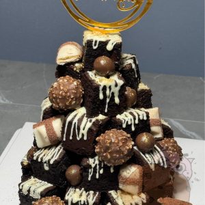 Brownie Tower – Kinder Bueno X Ferrero Rocher