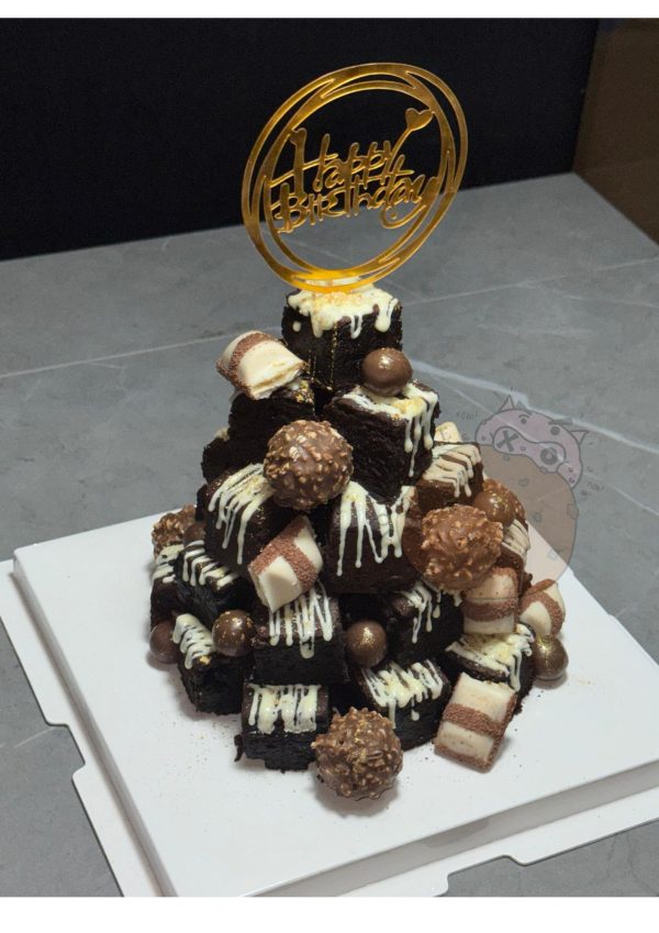 Brownie Tower – Kinder Bueno X Ferrero Rocher