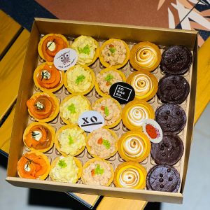 25-Pieces Sweet and Savoury Mini Tart Box